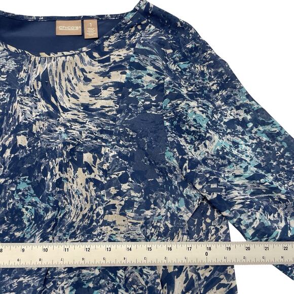 Chicos Blouse Size 1 Blue Printed Top Lined - Picture 5 of 8